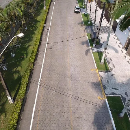 Cobertura Em Caioba-Matinhos-Pr 2 Quadras Do Mar Apartment Exterior photo